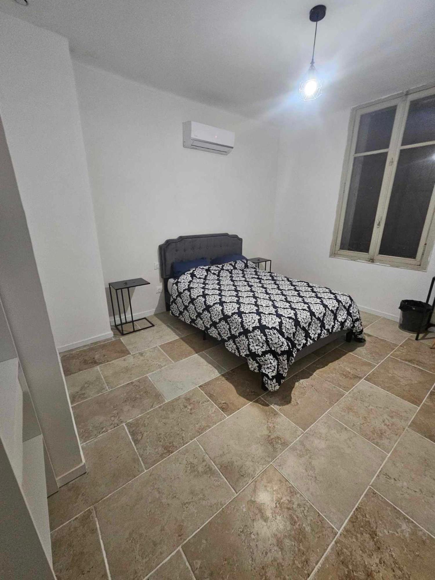 Av De Bordeaux Bed & Breakfast นาร์บอนน์ ภายนอก รูปภาพ
