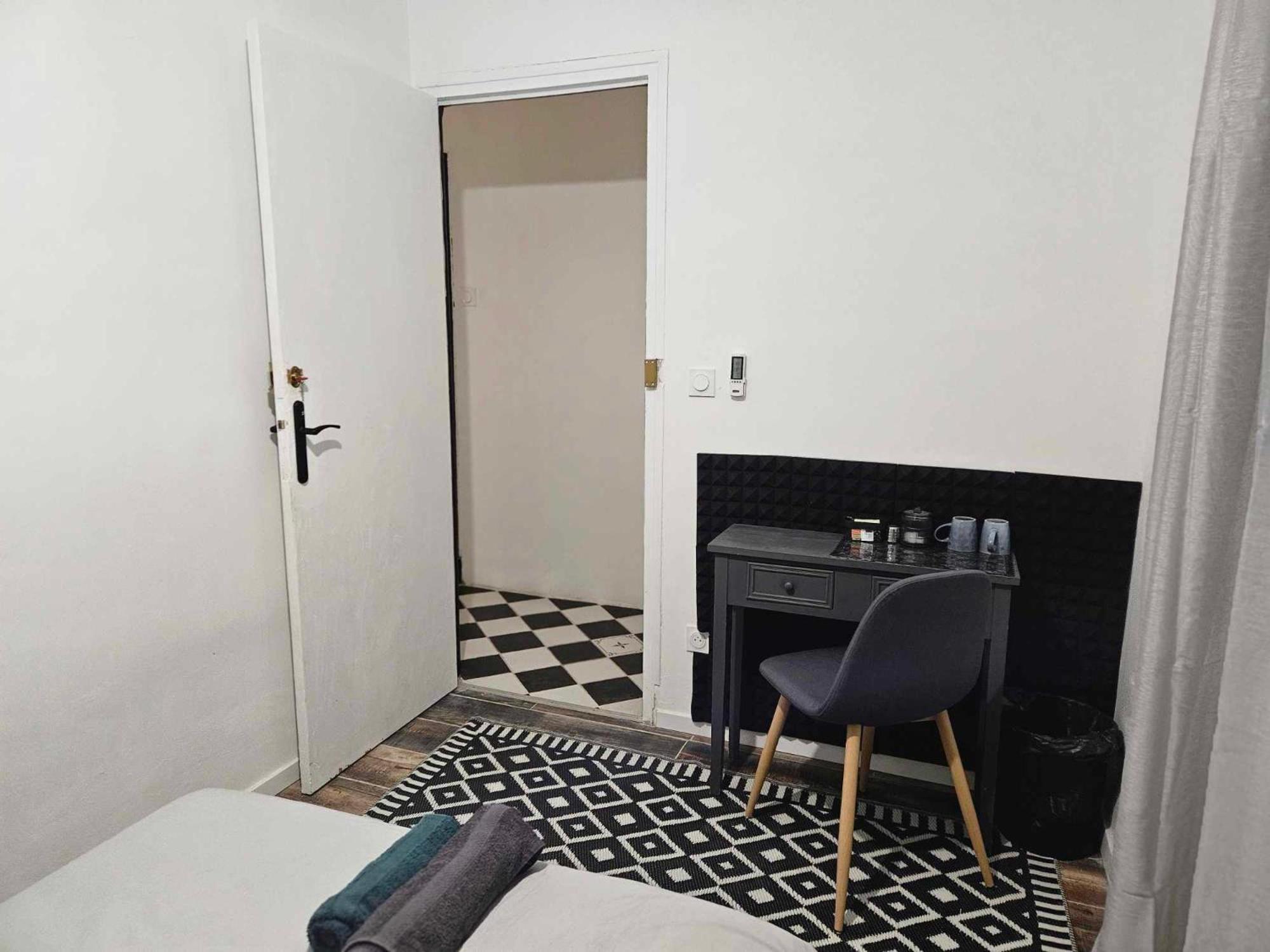 Av De Bordeaux Bed & Breakfast นาร์บอนน์ ภายนอก รูปภาพ